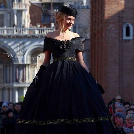 Dimora Al Doge Beato Canal View 4* Venice