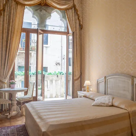 Dimora Al Doge Beato Vista Canale Bed & Breakfast