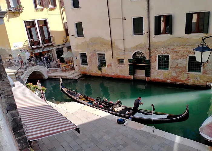 ベッド・アンド・ブレックファスト Dimora Al Doge Beato Vista Canale ヴェネツィア