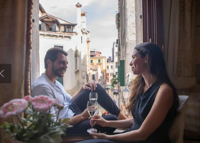 Dimora Al Doge Beato Vista Canale ベッド・アンド・ブレックファスト 4*