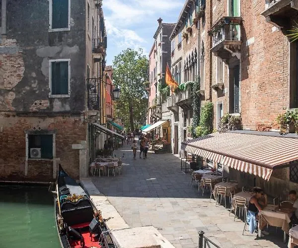 ベッド・アンド・ブレックファスト Dimora Al Doge Beato Vista Canale ヴェネツィア