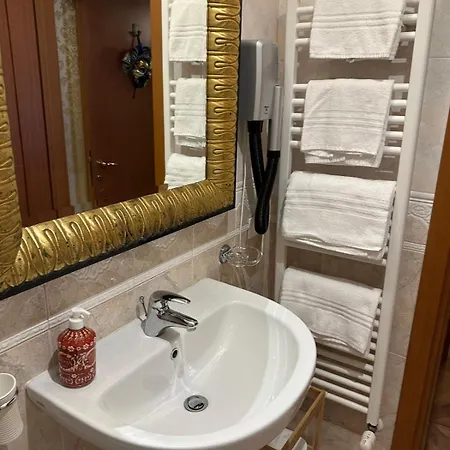 Dimora Al Doge Beato Vista Canale Bed & Breakfast 2*