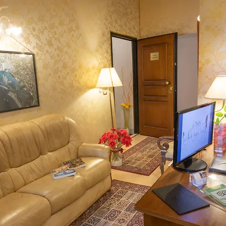 Dimora Al Doge Beato Canal View 4*